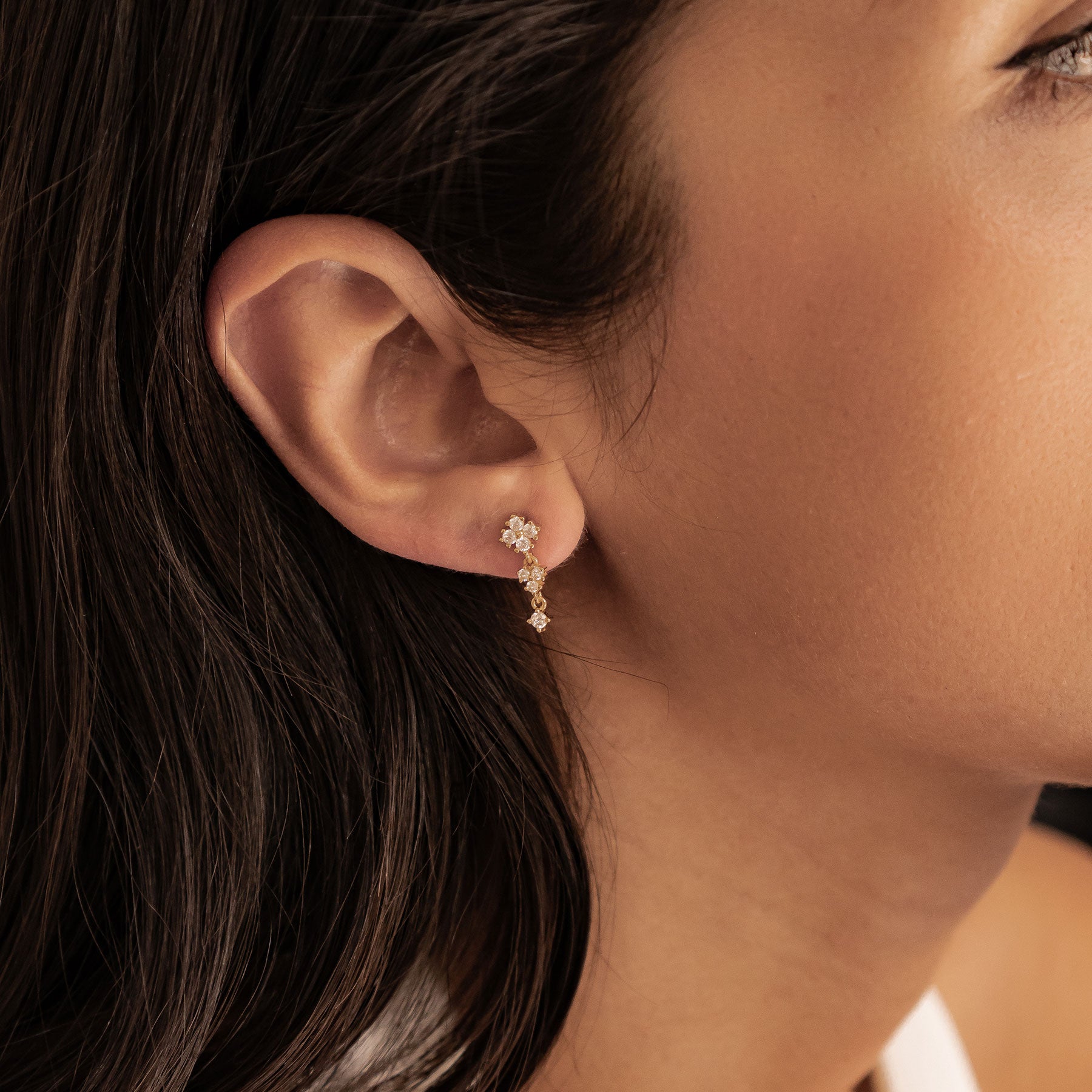 Kaskadierende Blüten-Ohrringe aus Sterlingsilber